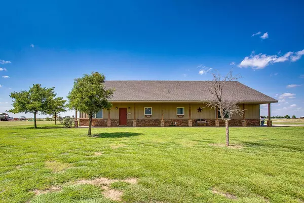 8711 E County Road 6000, Idalou, TX 79329