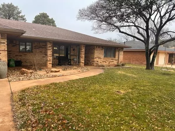 1711 E Hester Street, Brownfield, TX 79316