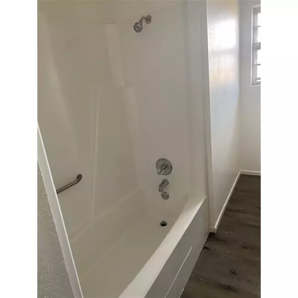 Anton, TX 79313,410 E 9th Street