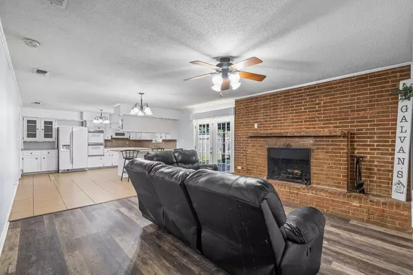 Lubbock, TX 79407,5422 30th Street