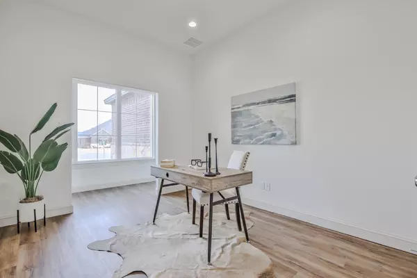 Lubbock, TX 79424,10702 Juneau Avenue