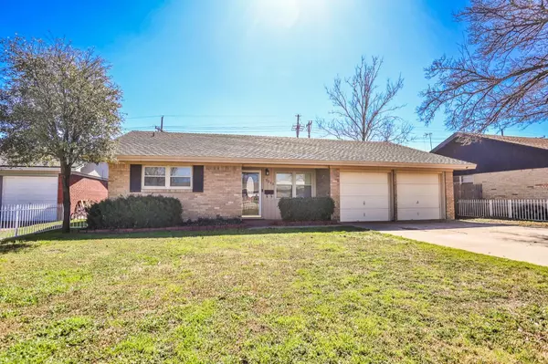 5213 46th Street, Lubbock, TX 79414