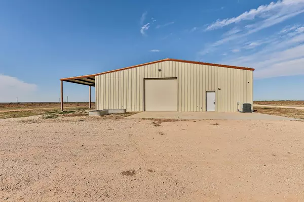 753 County Road J, Tahoka, TX 79373