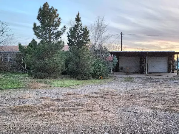 Shallowater, TX 79363,7305 US Highway 84