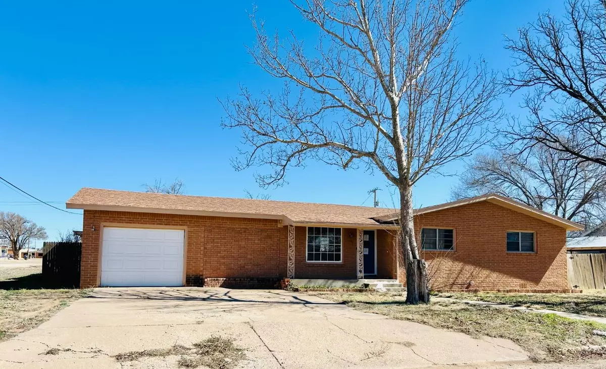 Anton, TX 79313,612 Maurer