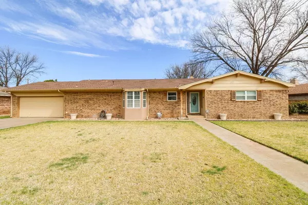 417 E 17th Street, Littlefield, TX 79339