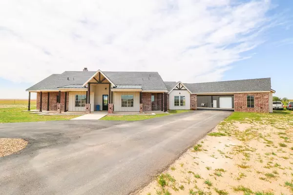 1301 County Road 13, Tahoka, TX 79373