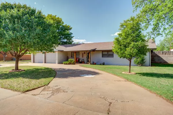 Tahoka, TX 79373,2428 N 2nd Street