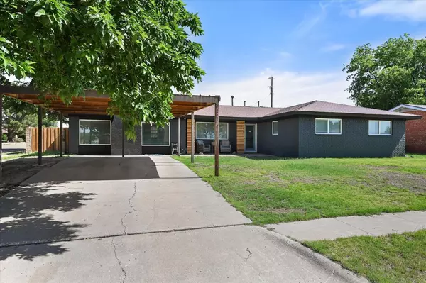 Plains, TX 79355,1401 3rd Street