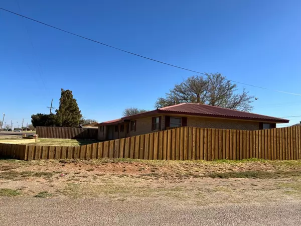 Whiteface, TX 79379,302 Arthur