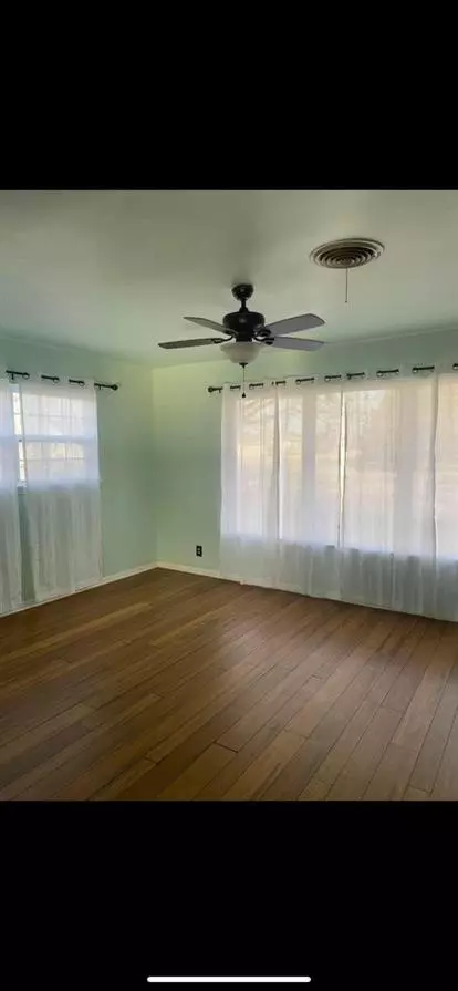 Hale Center, TX 79041,711 Ave I