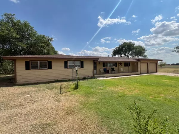 Earth, TX 79031,1442 US Highway 70