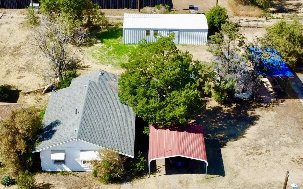 Floydada, TX 79235,316 W Houston Street