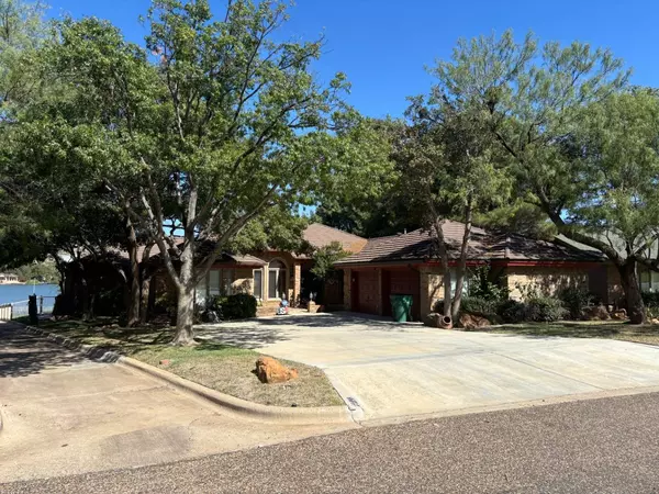 Ransom Canyon, TX 79366,24 S Lakeshore Drive