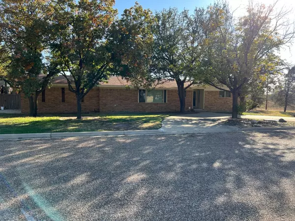 Plains, TX 79355,1304 3rd Street