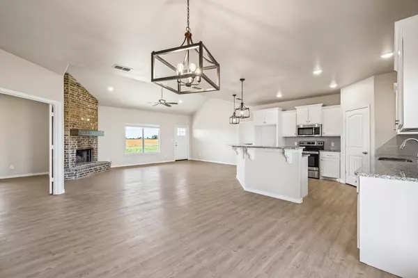 Shallowater, TX 79363,9023 County Road 6100