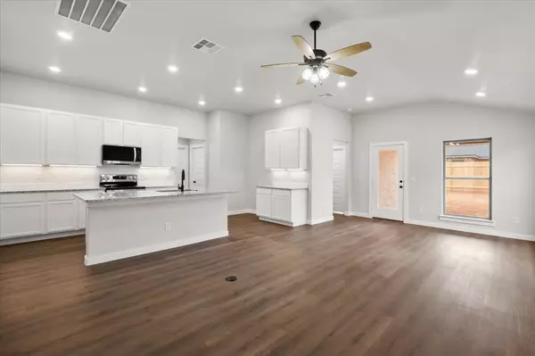 Wolfforth, TX 79382,2911 Cottonwood Avenue