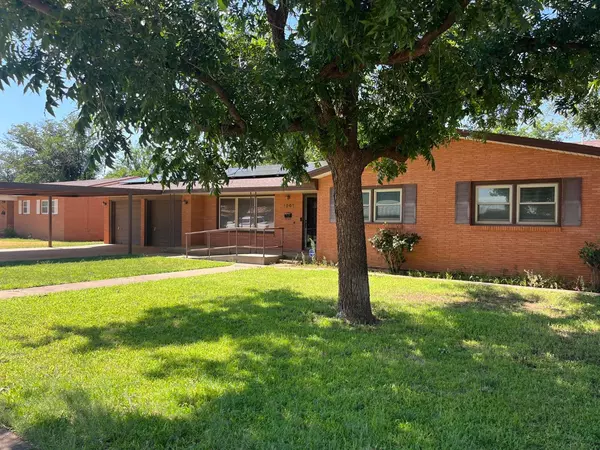 Lamesa, TX 79331,1004 N 20th Street
