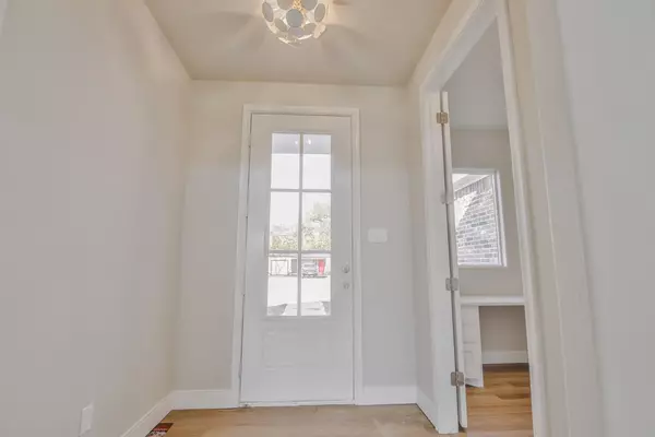 Lubbock, TX 79410,3211 32nd Street