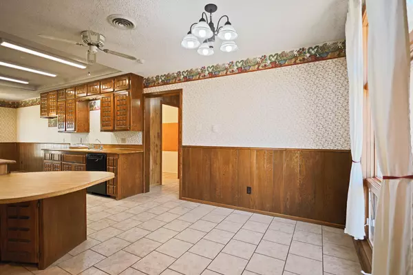 Slaton, TX 79364,5106 FM 400 Road