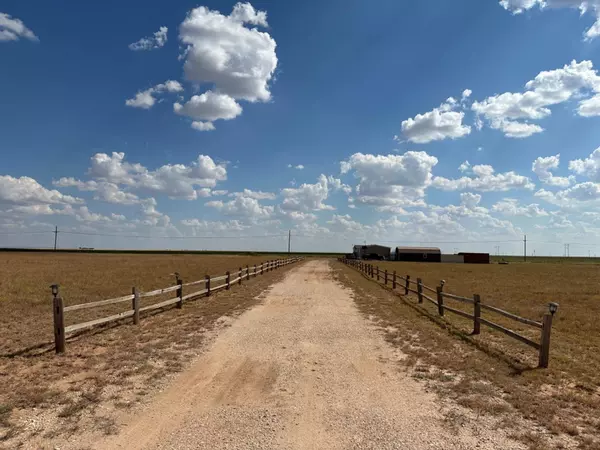 Ralls, TX 79357,760 US Highway 82