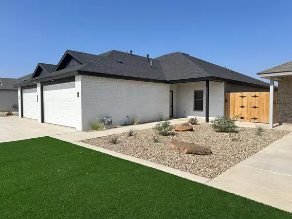 7014 40th Street #1 & 2, Lubbock, TX 79407