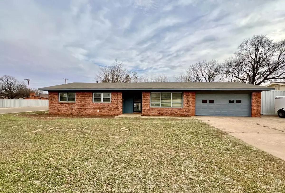 Brownfield, TX 79316,1606 E Cardwell Street