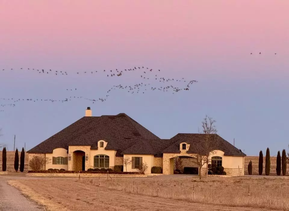 Tahoka, TX 79373,709 Co Rd M