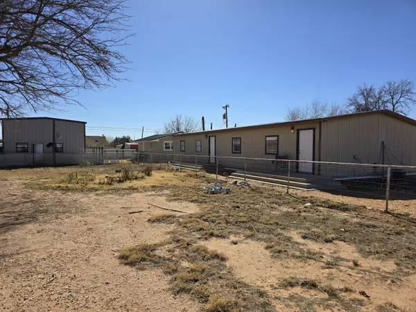 Denver City, TX 79323,113 W Cedar Street