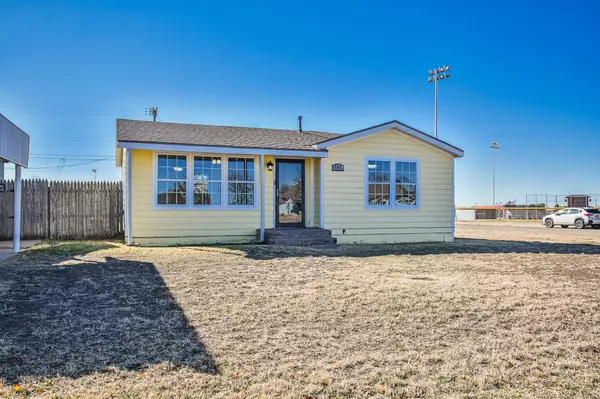 Shallowater, TX 79363,702 12th Street