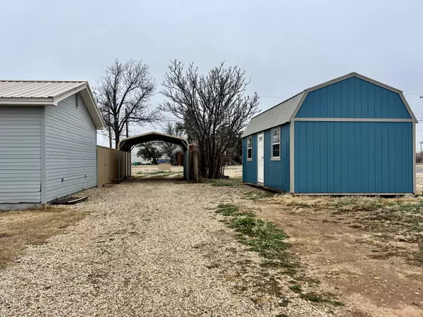 Lorenzo, TX 79343,904 5th Street