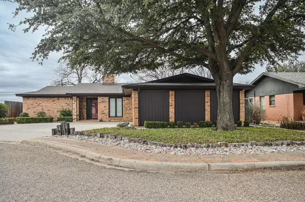 1013 Camden Circle, Post, TX 79356