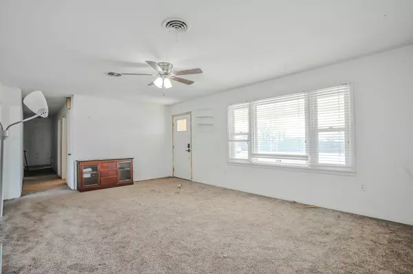 Olton, TX 79064,4th Street