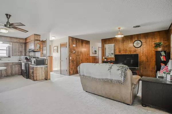 Floydada, TX 79235,128 W Mae Avenue