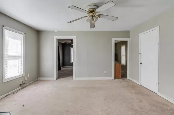 Lubbock, TX 79414,4822 35th Street