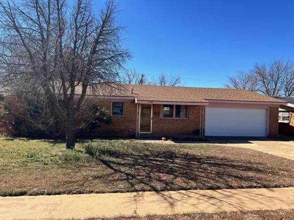 1206 E Hester Street, Brownfield, TX 79316