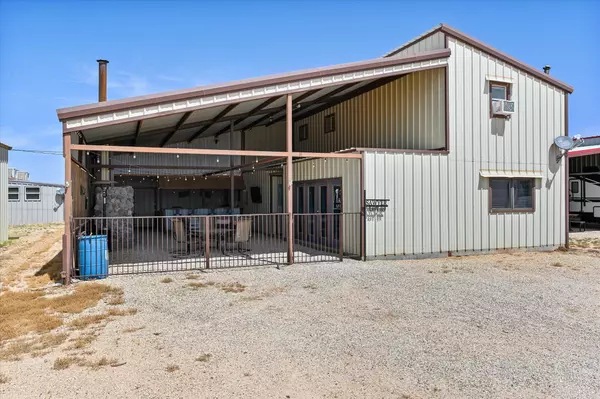 Justiceburg, TX 79330,2491 FM2458