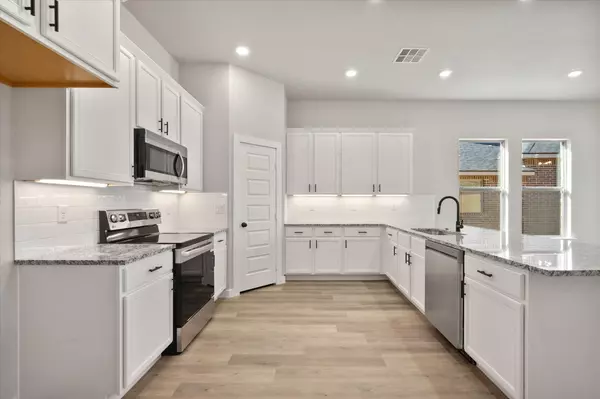 Lubbock, TX 79423,2928 138th Place