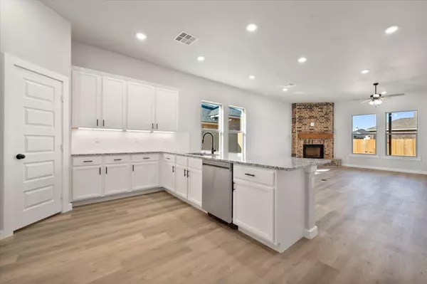 Lubbock, TX 79423,2928 138th Place