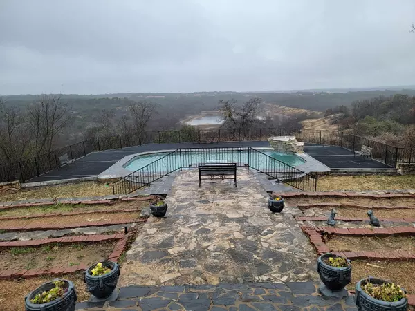 Stephenville, TX 76401,833 Private Rd 1412