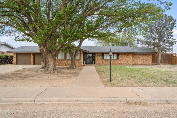 Ralls, TX 79357,1304 Ave J