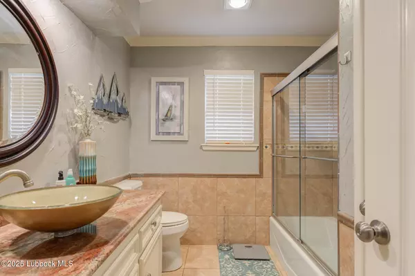 Lubbock, TX 79424,5417 89th St