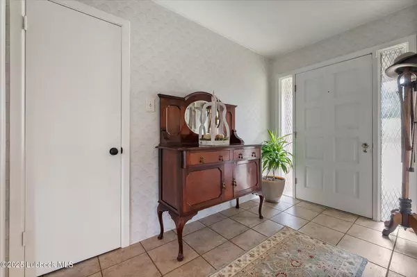 Tahoka, TX 79373,2501 N 2nd Street