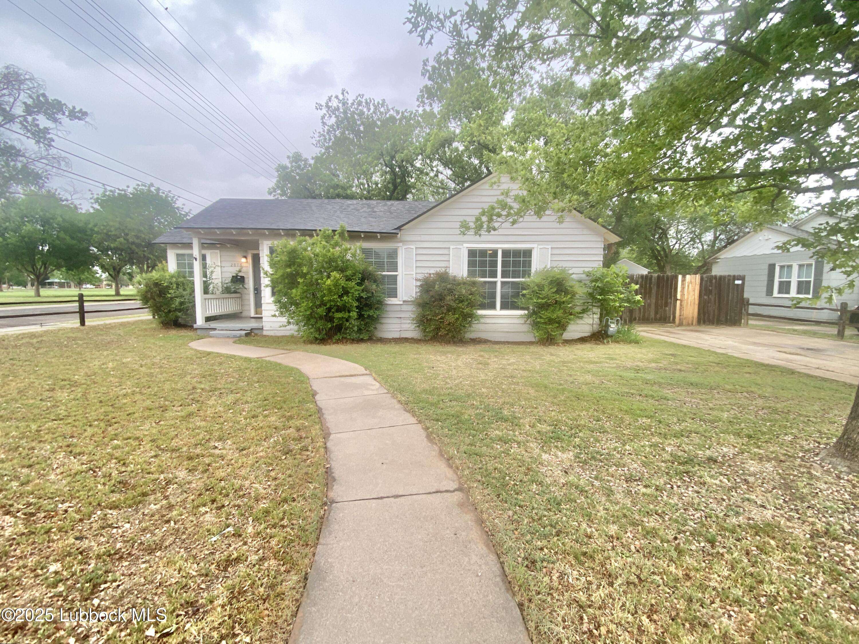 28th Street, Lubbock, TX 79410