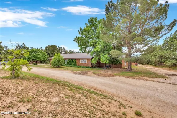 Loop, TX 79342,800 TX-83