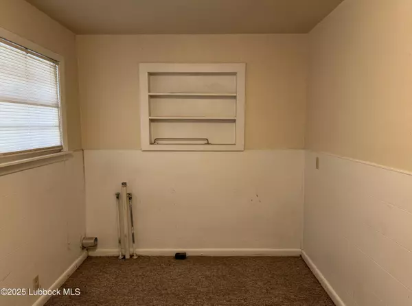 Ralls, TX 79357,1102 Tilford Avenue