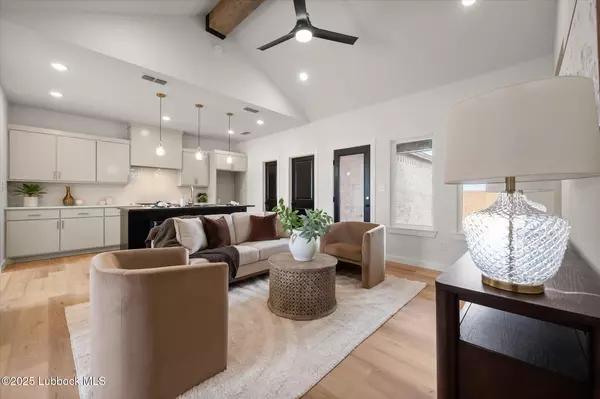 Wolfforth, TX 79382,E 19th Street