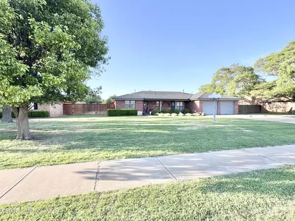 Floydada, TX 79235,914 W Lee Street