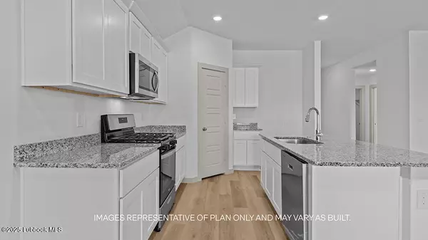 Wolfforth, TX 79382,14th Street