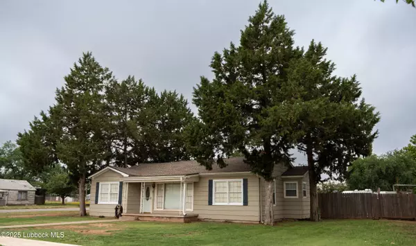 Post, TX 79356,123 S Avenue R